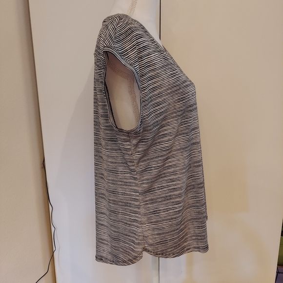 ELLE Gray/White woman's blouse. Size L All seasons Gift Free fit Christmas Stret - Picture 4 of 6